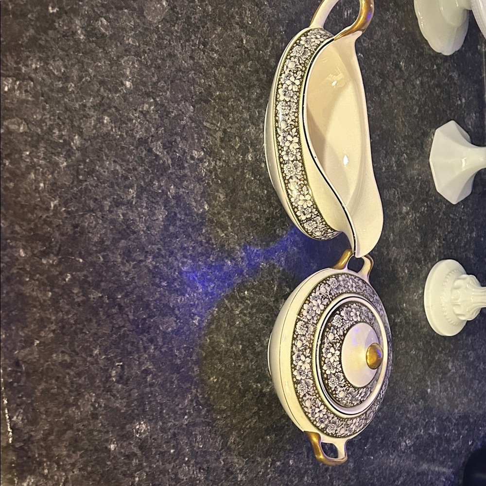 Vintage Elegant White and Gold Ceramic Dish Set